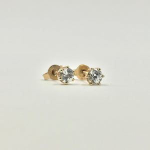 9ct Gold Claw Set White Sapphire Stud Earrings