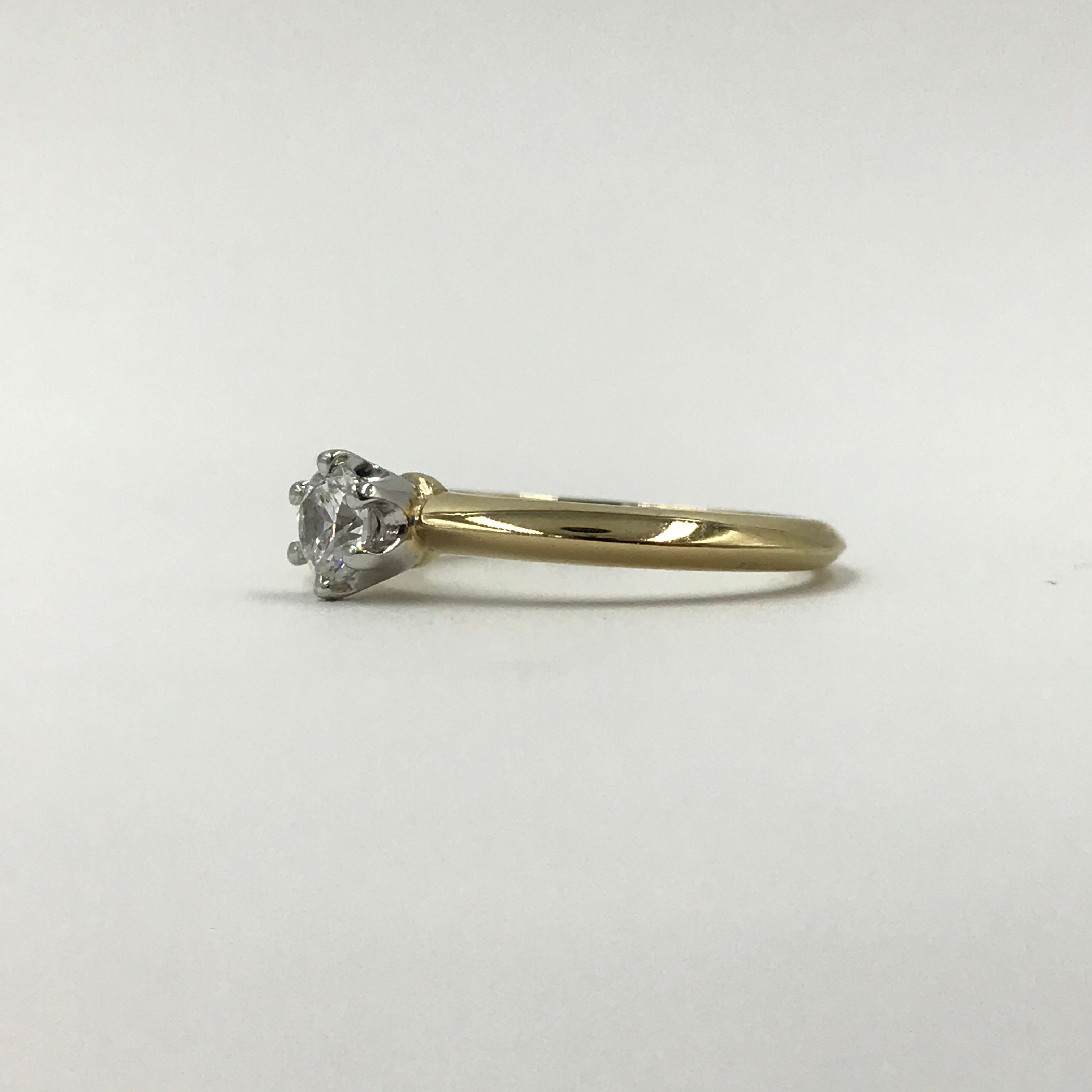 9ct Gold Claw Set Solitaire Ring