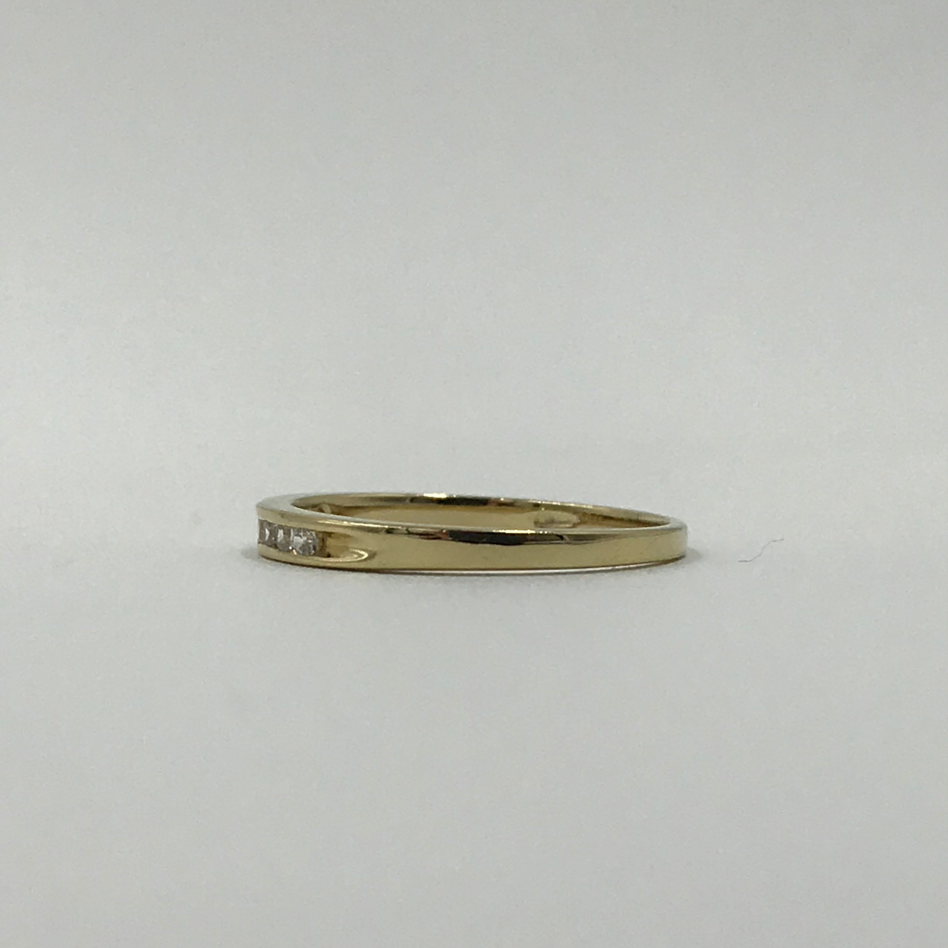 9ct Channel Set Ring