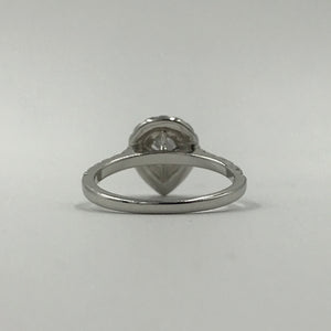 9ct Pear Shaped Halo Scalloped Ring