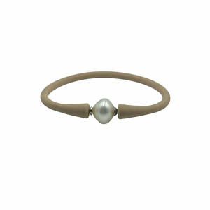 South sea pearl on nude rubber bracelet