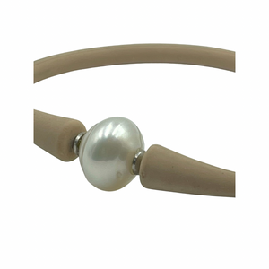 South sea pearl on nude rubber bracelet