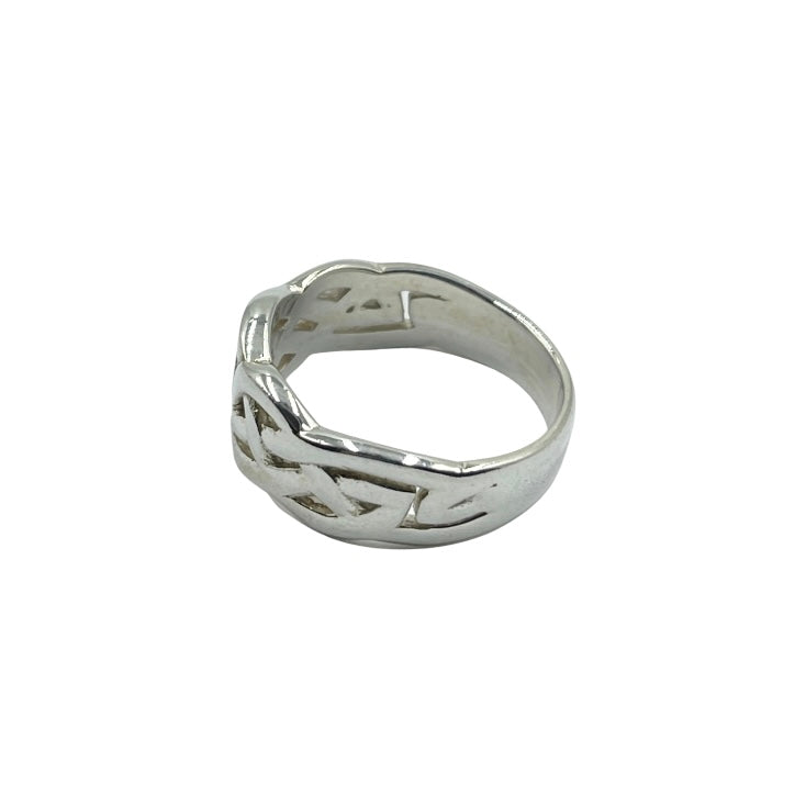 Sterling silver Celtic ring