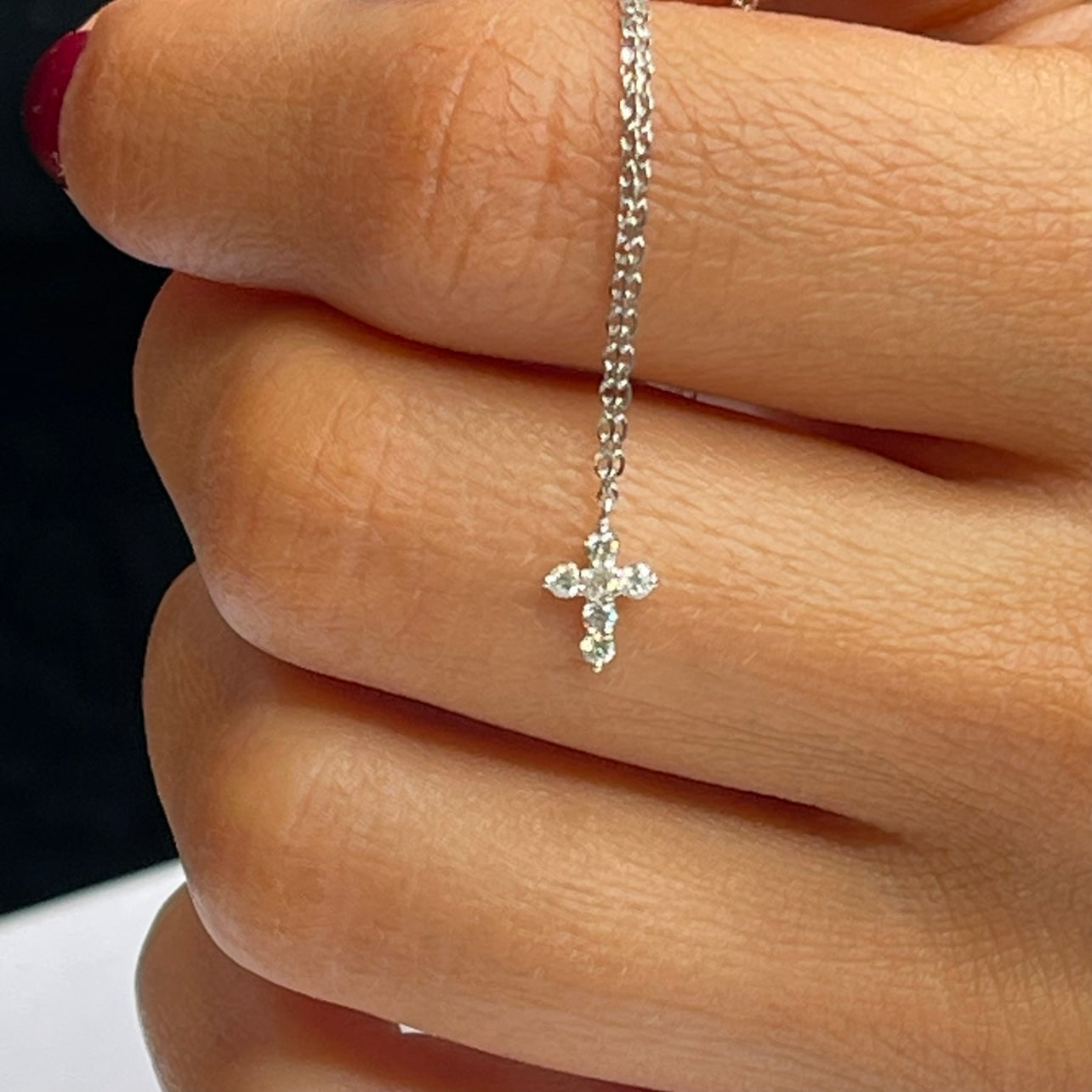 18ct Diamond Cross Necklace
