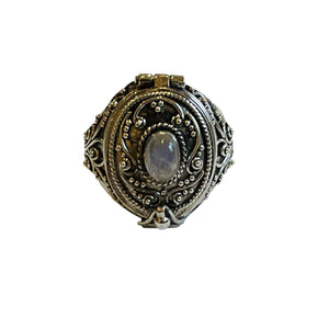 Sterling silver locket ring